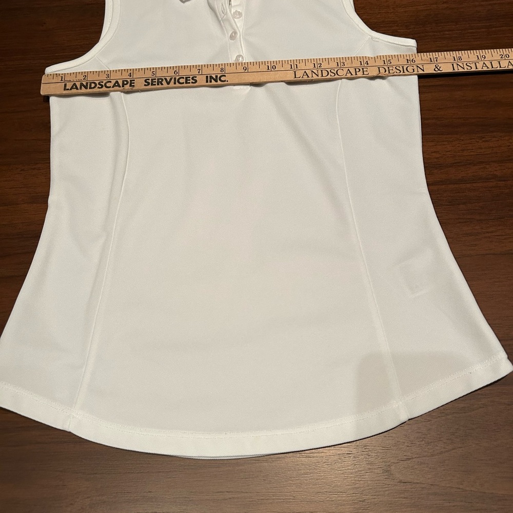 Greg Norman Collection White Sleeveless Fitted Golf Shirt - Picture 4 of 5
